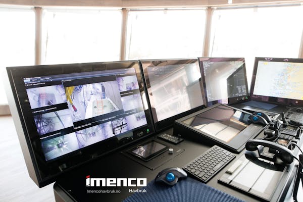 Imenco-kamerasystem-for-bronnbat-bro-camera-system-for-wellboat-bridge